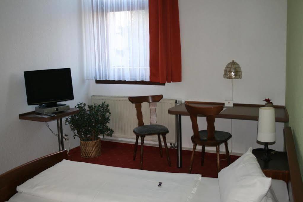 Landgasthof & Hotel Krone Eischleben Ichtershausen エクステリア 写真