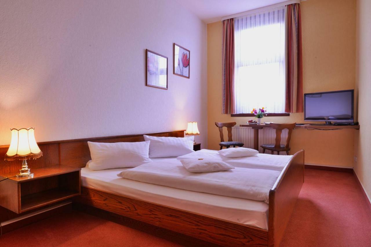 Landgasthof & Hotel Krone Eischleben Ichtershausen エクステリア 写真
