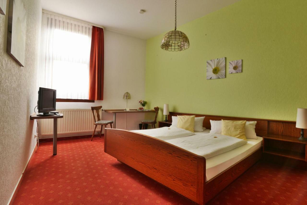 Landgasthof & Hotel Krone Eischleben Ichtershausen エクステリア 写真